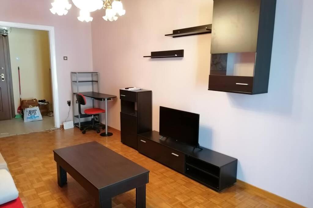 Debby'S Central Apartment Kavala Exterior photo