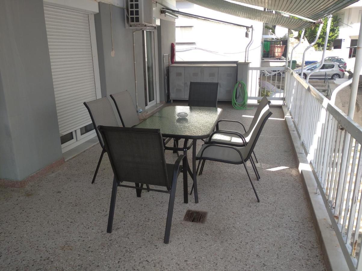 Debby'S Central Apartment Kavala Exterior photo