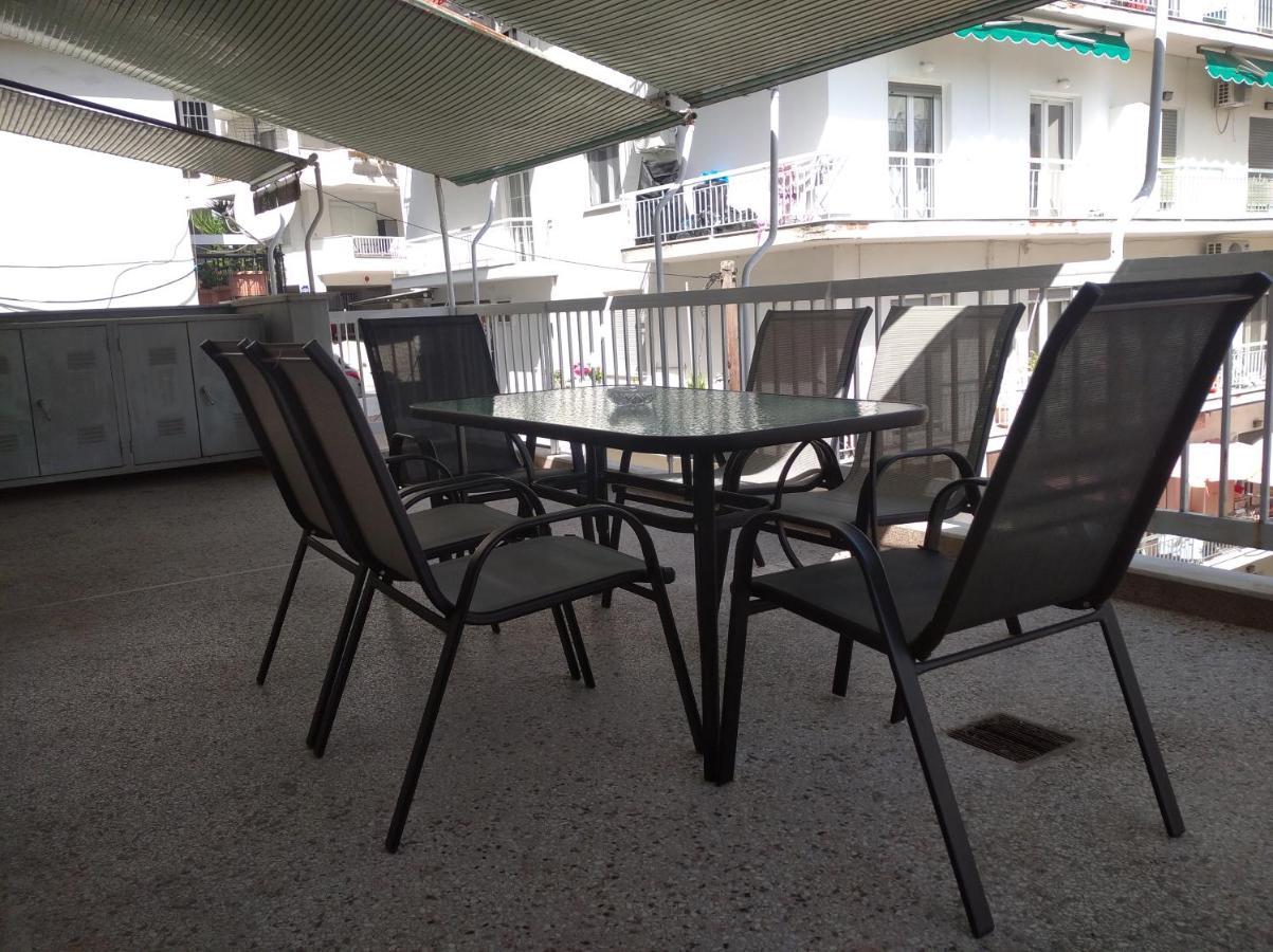 Debby'S Central Apartment Kavala Exterior photo