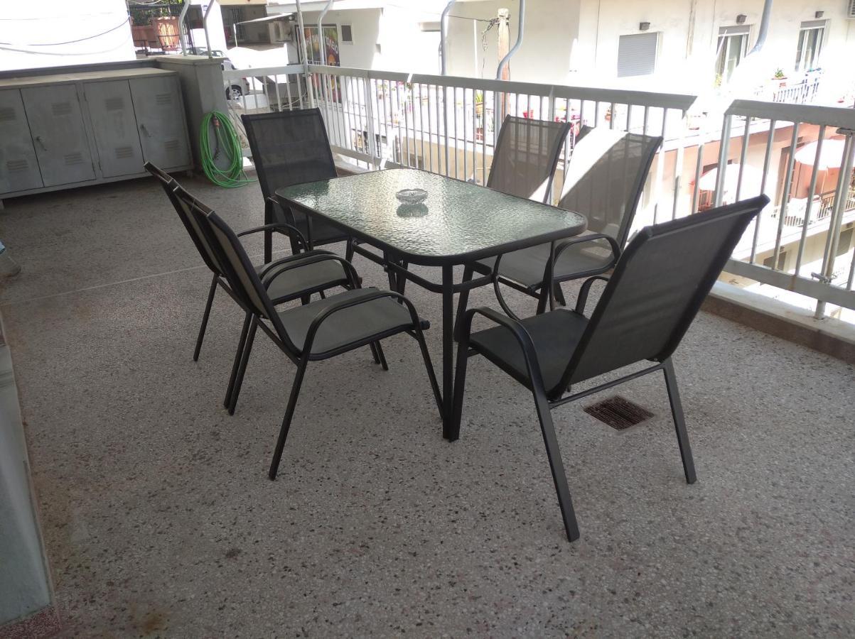 Debby'S Central Apartment Kavala Exterior photo